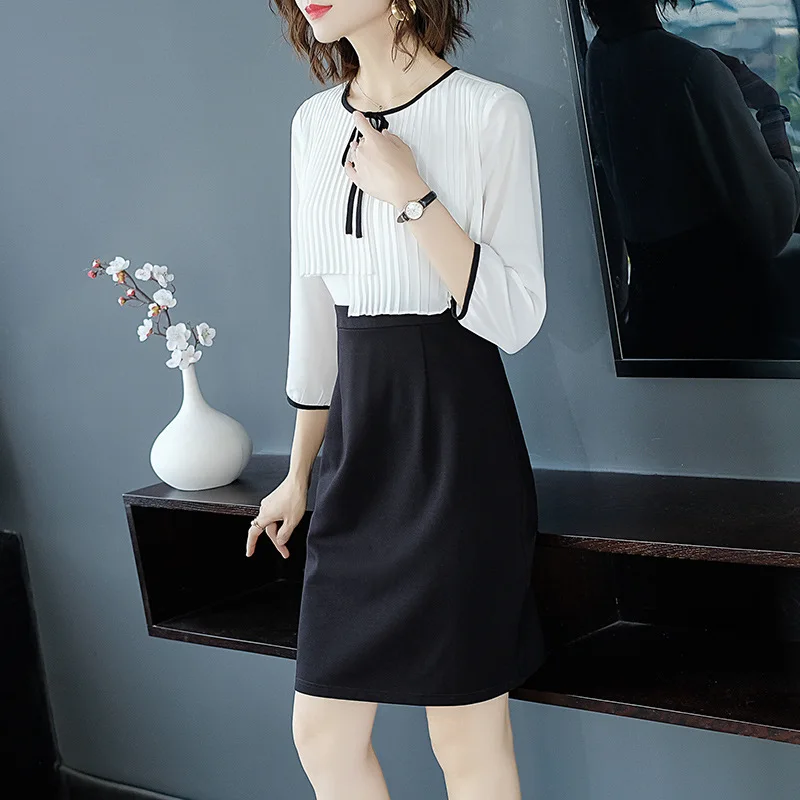 

Black And White Splicing Fake Two Piece Dress 2020 Summer And Autumn Seven Points Sleeve Waist Slimming Temperament Chiffon