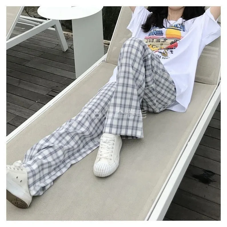 

2020 summer new thin section Japanese Korean students loose retro casual check wide legs high waist straight pants women
