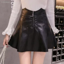 Черная искусственная кожа застежка Для женщин Плиссированное Мини-юбки Высокая талия в уличном сексуальное Клубное платье из искусственной кожи с коротким и широким подолом Юбка Femme