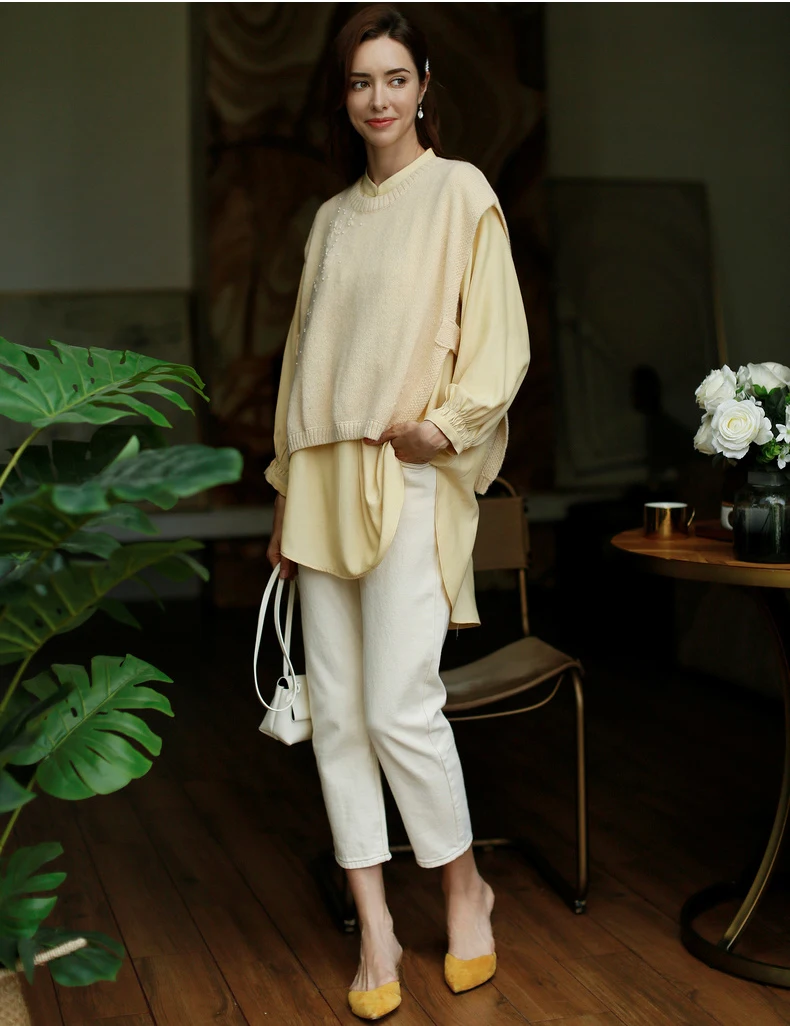 ROJAY Sweater Vest Woolen Waistcoat Women Loose Chinese Style Short Knitted Vest Alpaca Embroidery Stylish