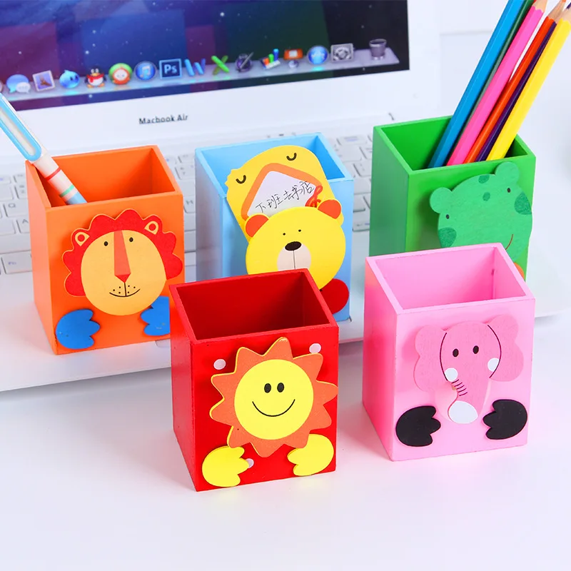 

Small Bee Cartoon Wooded Pen Container Creative Hipster Desktop Storage Box Cute Animal Students Stationery Storage