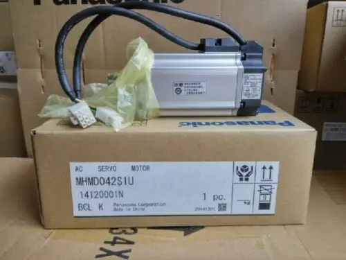 Panasonic MHMD042S1U серводвигатель переменного тока