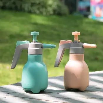 

1000ML Large Watering Can Pressure Watering Bottle Household Air Pressure Sprayer Small Spray Bottles Garden Accessories