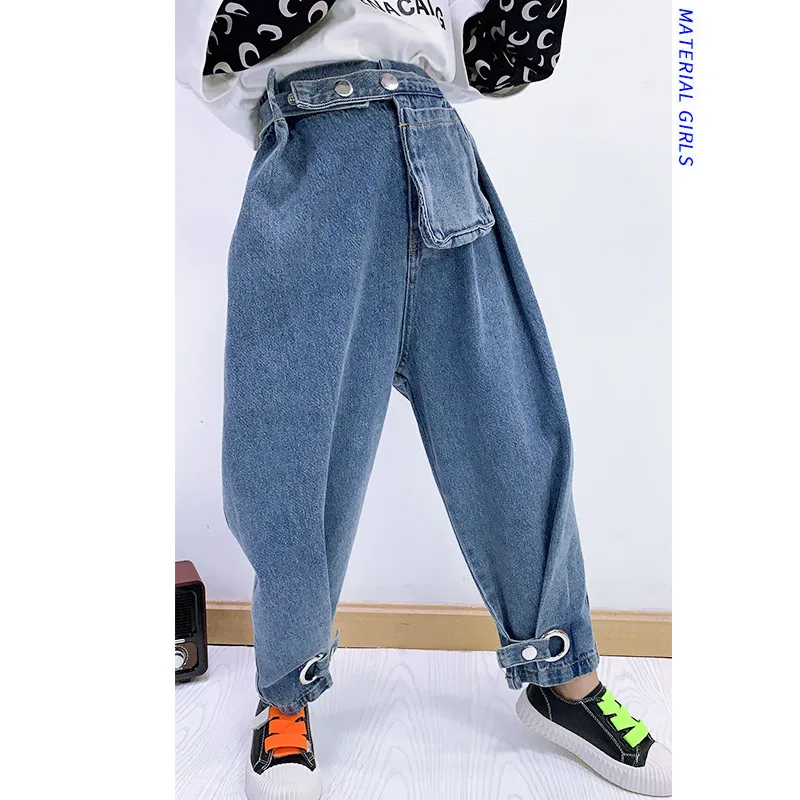 

Girls pants 2019 autumn new children's retro loose wild straight pants to close the feet design denim pants tide