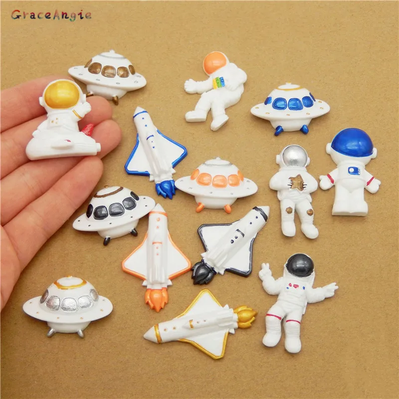 

10pcs Mix Flatback Resin Astronaunt UFO Rocket Cabochon Slime Charms earrings DIY crafts Handmade Alloy Camel Brooches Pin Craft