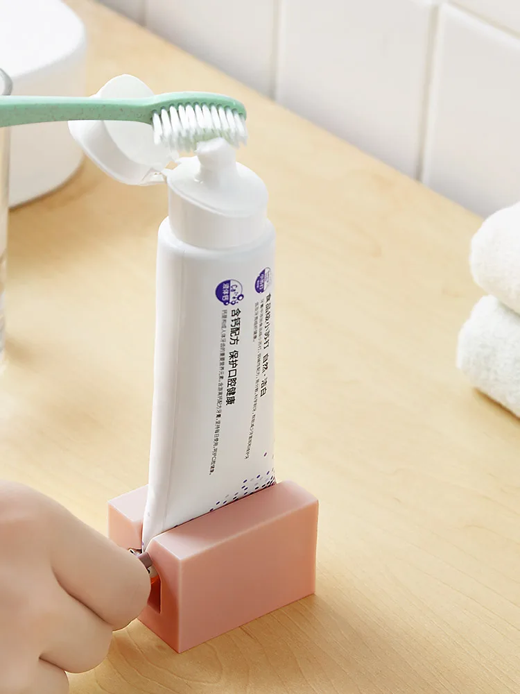 Toothpaste Squeezer For Lazy People To Squeeze Toothpaste Artifact