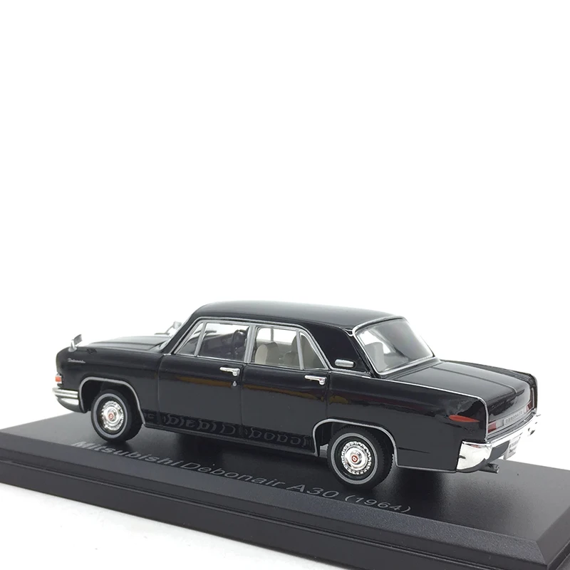 1/43 весы моделирование Mitsubishi Debonair A30-1964 коллекция дисплей бутик модель сплава литья под давлением винтажная модель автомобиля
