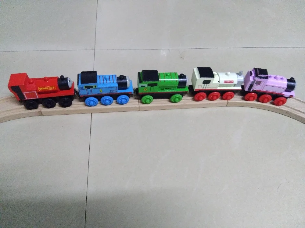 5PCS-Thomas-Trains-Wood-Railway-Track-12PCS-Thomas-and-Friends-Wooden-Trains-Model-Magnetic-Train-Toys (3)