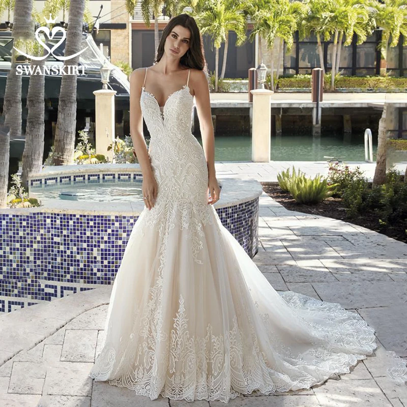 

Sexy Appliques Lace Wedding Dress 2020 Swanskirt Sweetheart Spaghetti Straps Mermaid Bridal gown Illusion Vestido de noiva U317