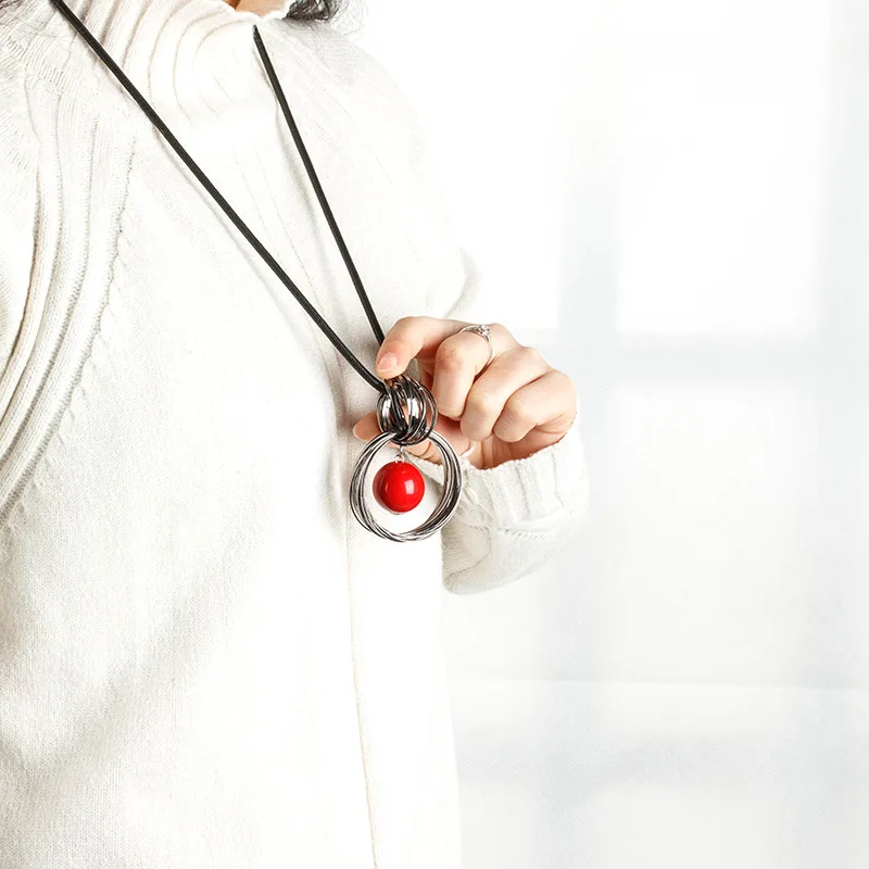YoYo-Star Red White Pearl Ball Pendant Long Necklaces Women Black Chain Maxi Necklace Fashion Jewelry