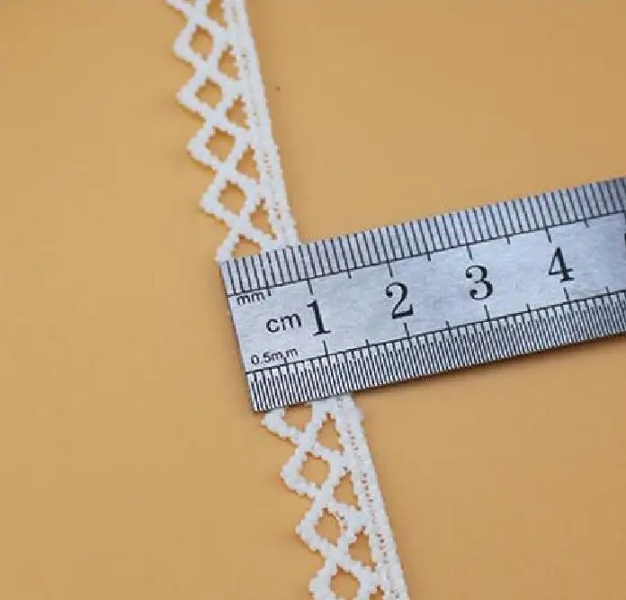 1Yards-Embroidery-Lace-Ribbon-Wide-1cm-Cotton-Lace-Trim-Sewing-Accessories-Lace-Fabric-Wedding-Tulle-Laces (2)