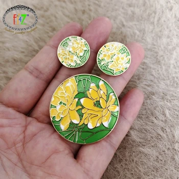

F.J4Z Hot Women Brooches Pins Beautiful Enamel Lotus Statement Stud Earrings & Pins set Girl's Costume Jewelry Dropship