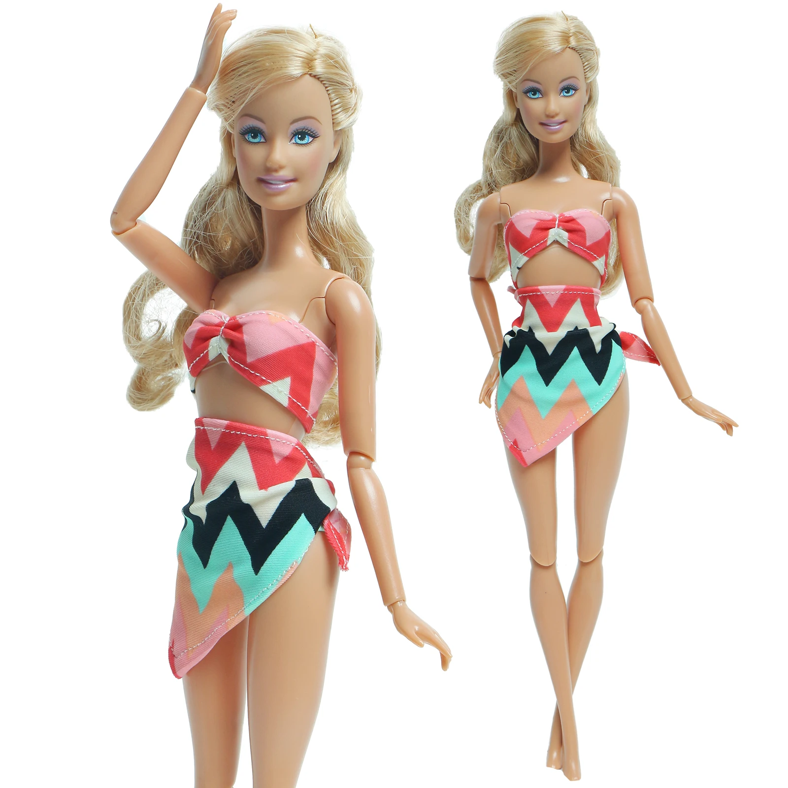 Барби в купальнике. Купальник для куклы 45 см. Куколка в купальнике. Купальник для куклы. Купальник для куклы.