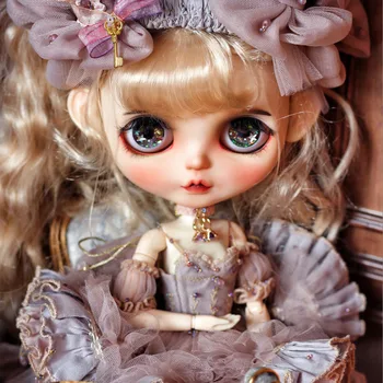 

ICY 19 joint blyth doll with makeup face white skin Makeup doll with painted eyes DIY makeup doll luxurio style doll with wig