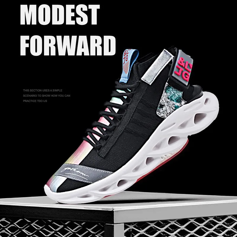 New Mens Designer Sneakers Black White Men Shoes Running High Quality Sock Sport Shoes Men Light Weight Walking Sneakers