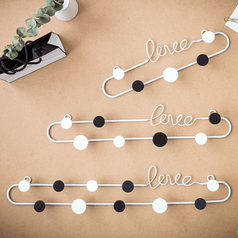 Nordic LOVE Iron Hooks Handmade Wall Hanging Practical Coats Key Receiving Decorative Hook Multifunction Home Golden Metal Racks