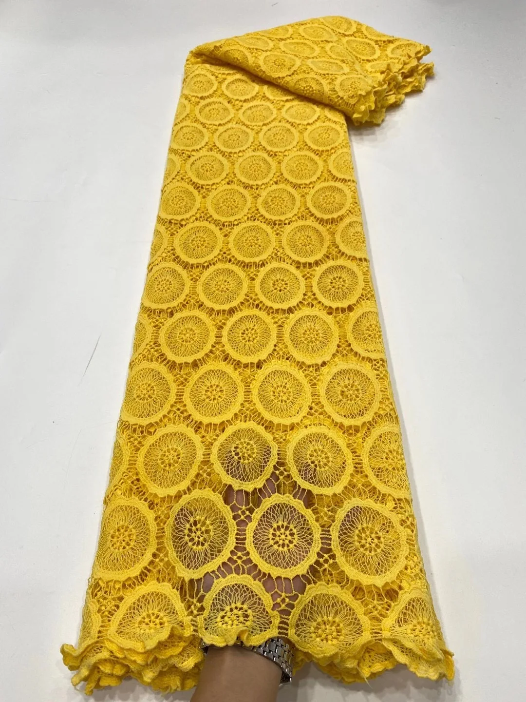 

5 yards of skin-friendly soft guipure lace elegant African cord fabric, suitable for casual wear in Nigerian clothing D4465