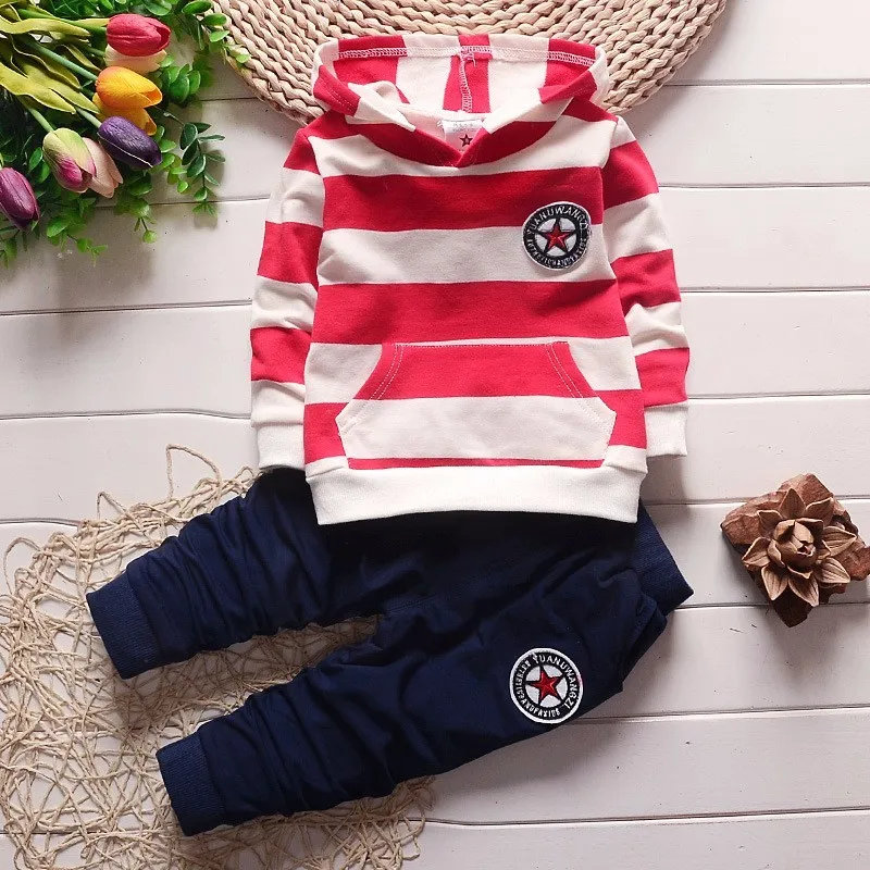 Комплект одежды для маленьких мальчиков; сезон весна-осень; модные хлопковые топы в полоску с капюшоном+ брюки; комплект из 2 предметов; детская одежда для младенцев; спортивный костюм