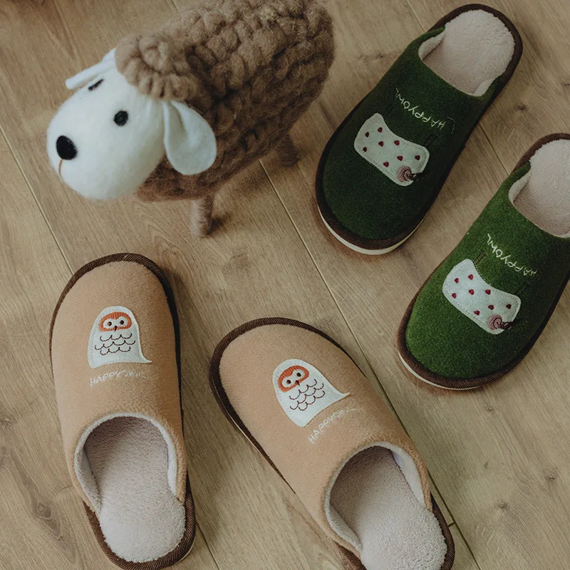 

2020 Women Cotton Slippers Lovers Indoor Slippers Animal Embroidery Warm Plush Winter Shoes Woman Men Home Floor Slides SH12022