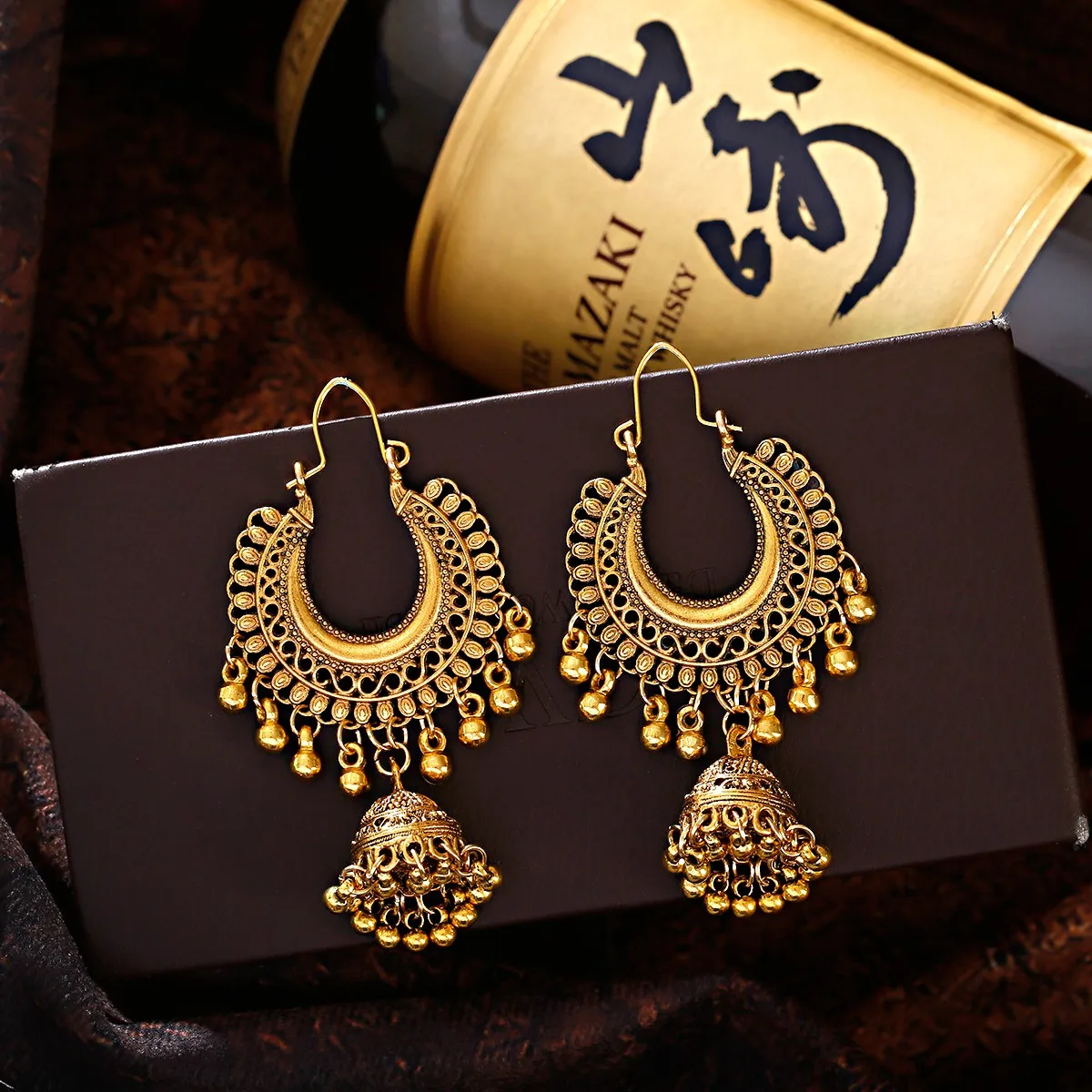 Orecchini indiani, orecchini indiani in stile etnico per donne e ragazze, orecchini alla moda, orecchini in stile etnico esagerato retrò con frangia a forma di campana Hmong accessorio (oro), Zinco