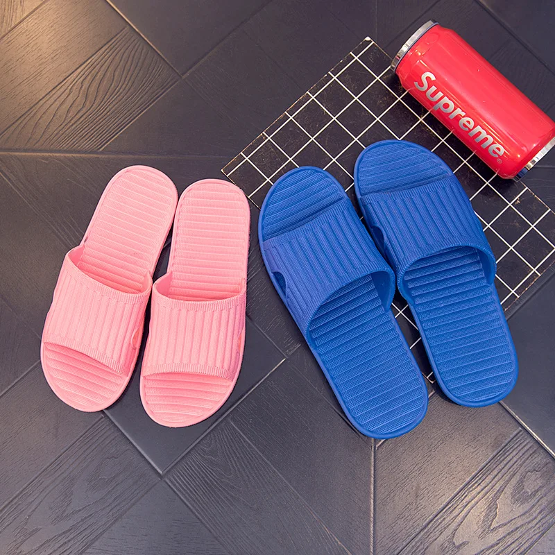 

2017 summer bathroom slippers women's non-slip bath home with indoor thick-bottomed male couples home cool slippers