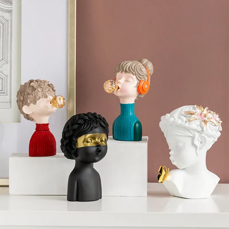 

Portrait sculpture Wine cabinet entrance TV cabinet living room decoration Home decoration Little girl element Cute cartoon