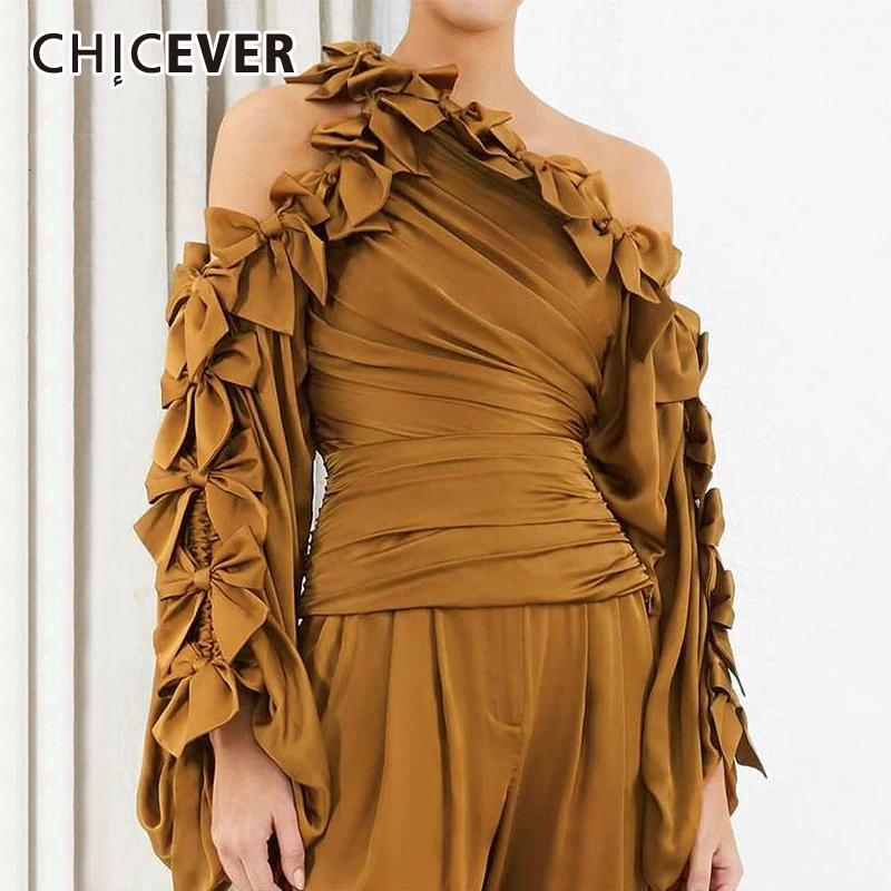 CHICEVER стиле "петчворк" Блузки Off асимметрия, на плечо воротник с длинными рукавами Высокая Талия Ruched рубашки Женская мода Одежда