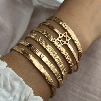 

Hot Sales Adjustable Gold Lettering Couples Bracelet Metal Maintains Color Harmonie Bracelet Ornament
