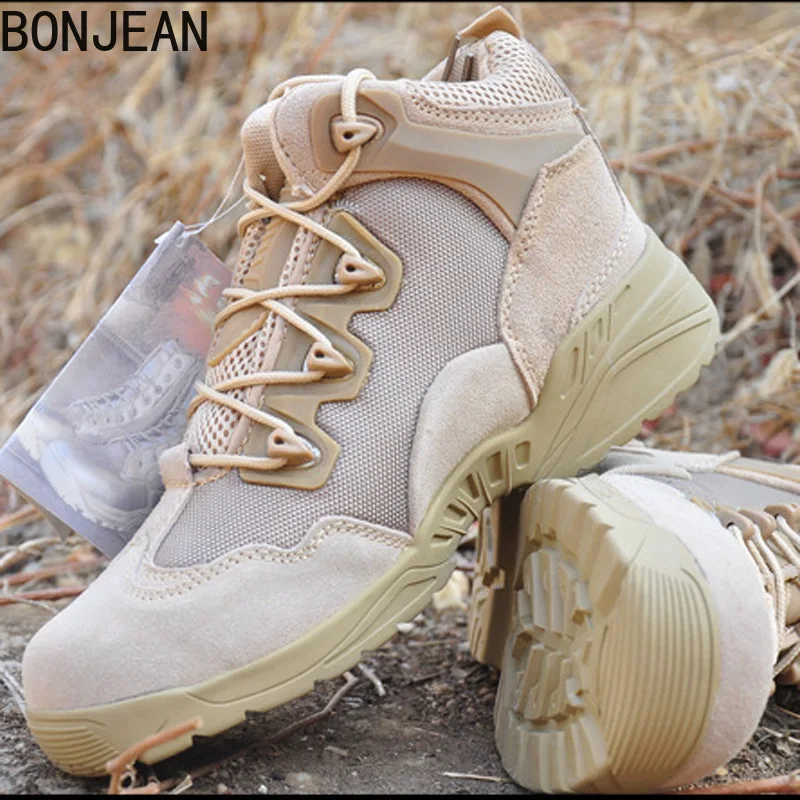 

2019 Super Light Combat Boots Commando Military Boots Male Spring and Autumn Outdoor Mountaineering Shoes Desert Tactical Boots