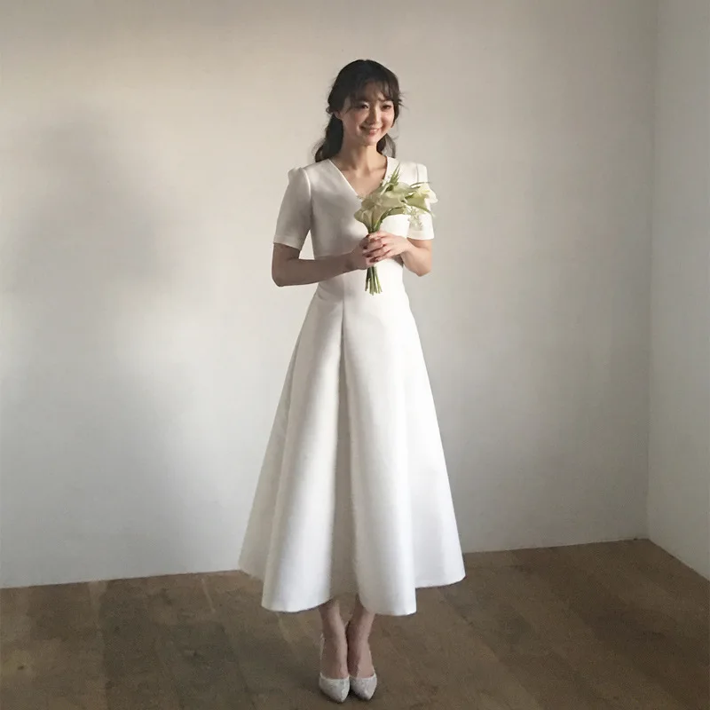 

Vintage Simple Wedding Dresses Satin Bridal Gown 2019 Deep V-Neck Tea Length Short Sleeves Elegant Retro Bride Vestidos De Novia