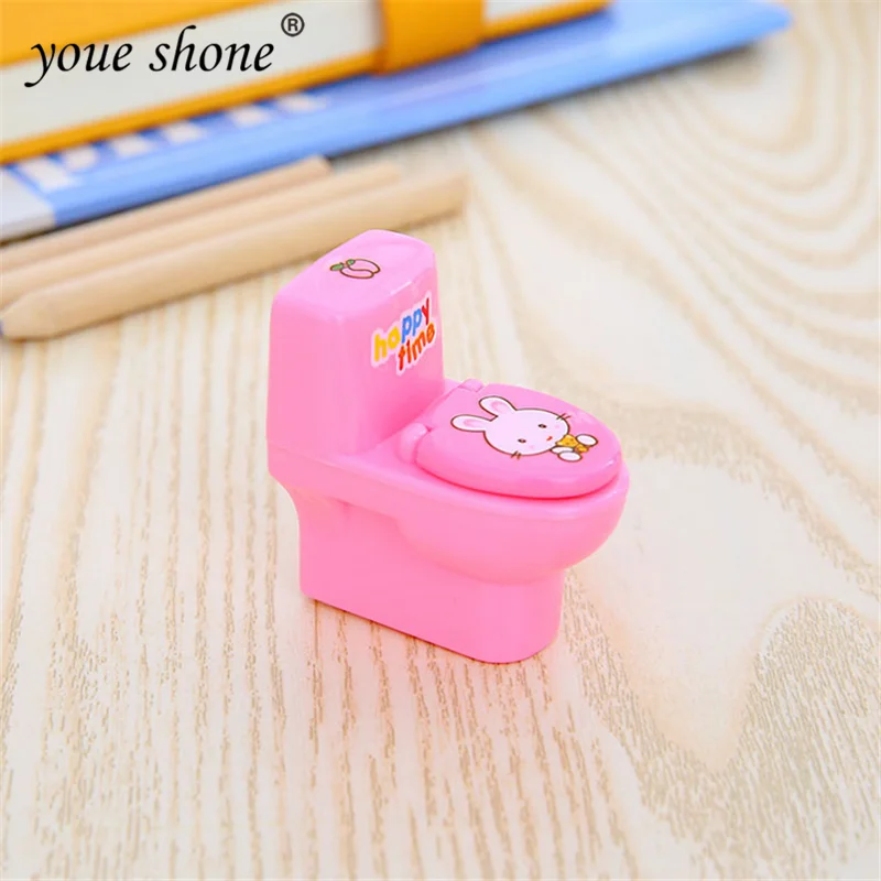 1pcs toilet-shaped pencil sharpener plastic pencil sharpener cute school supplies promotional gifts retail YOU SHONE