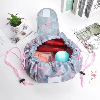 

Portable Large capacity storage travel lazy storage bag Drawstring harness travel cosmetic storage