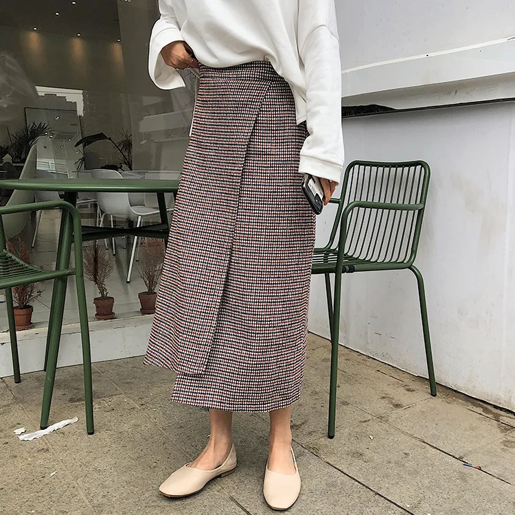 

2020 Japanese Korean Early Spring New Style Retro Plaid Side Slit A- line Skirt Mid-length