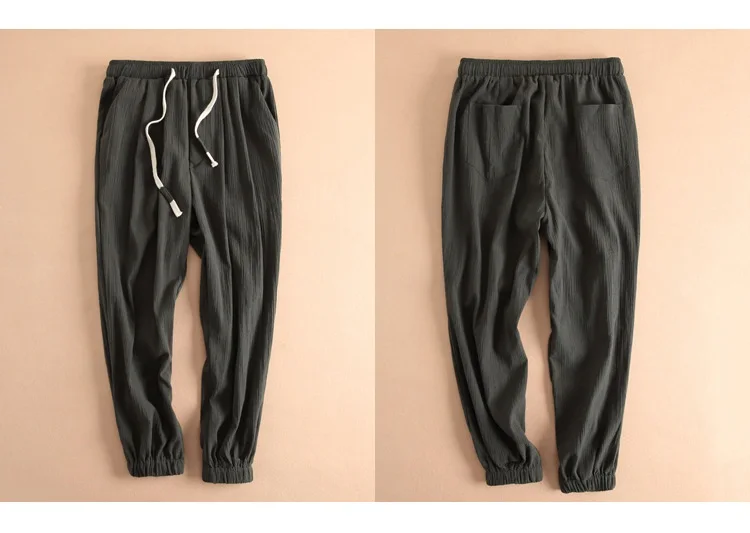 8389017349_506655394