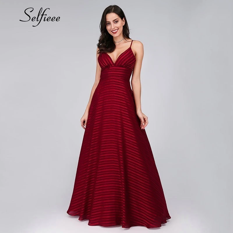 Женское длинное платье с открытой спиной Бордовое платье-трапеция в полоску без