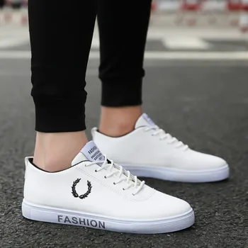 

New Arrival High Quality 2020 New Autumn Men Sneakers Shoes Men Flat Boat Shoes PU Shoes Men Vulcanize Shoes Size 39-44