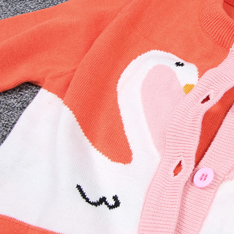 Свитер-кардиган с лебедем для маленьких девочек 1-6 лет; детская верхняя одежда и пальто; Новинка года; осенний свитер; Модное детское вязаное пальто; Кардиган для девочек