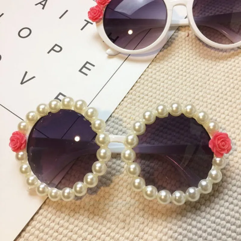 womens ray bans Gorgeous Women Round Sunglasses Crystal Diamond Pearl Handmade Eyewear UV400 Mirror Lens Flower Design Summer Sun Glasses big sunglasses