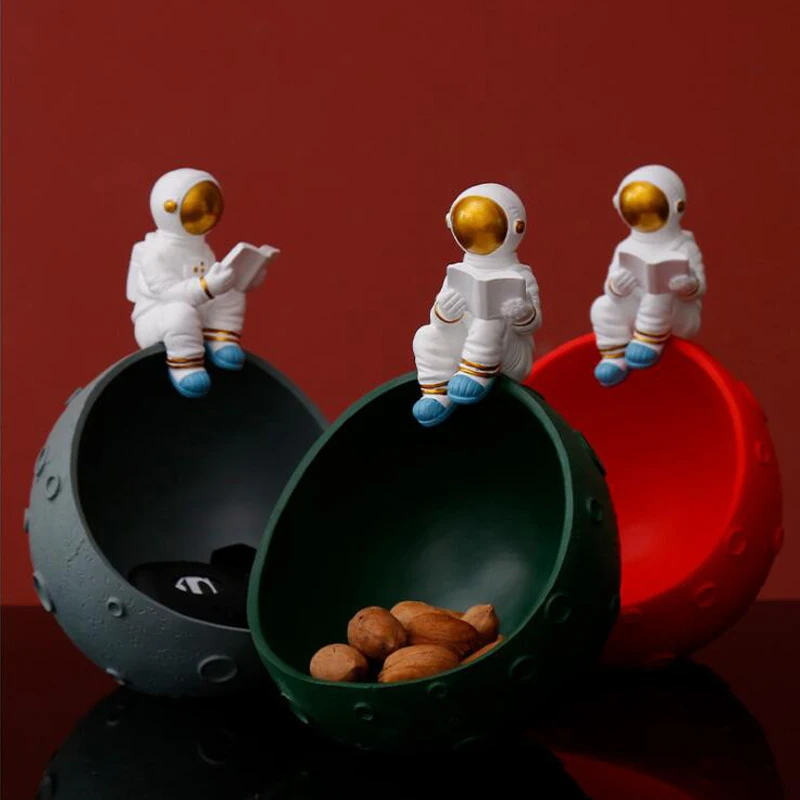 

Simple And Creative Astronaut Model Tissue Box Key Storage Living Room Tea Table Household Drawer Desktop Storage Decoration