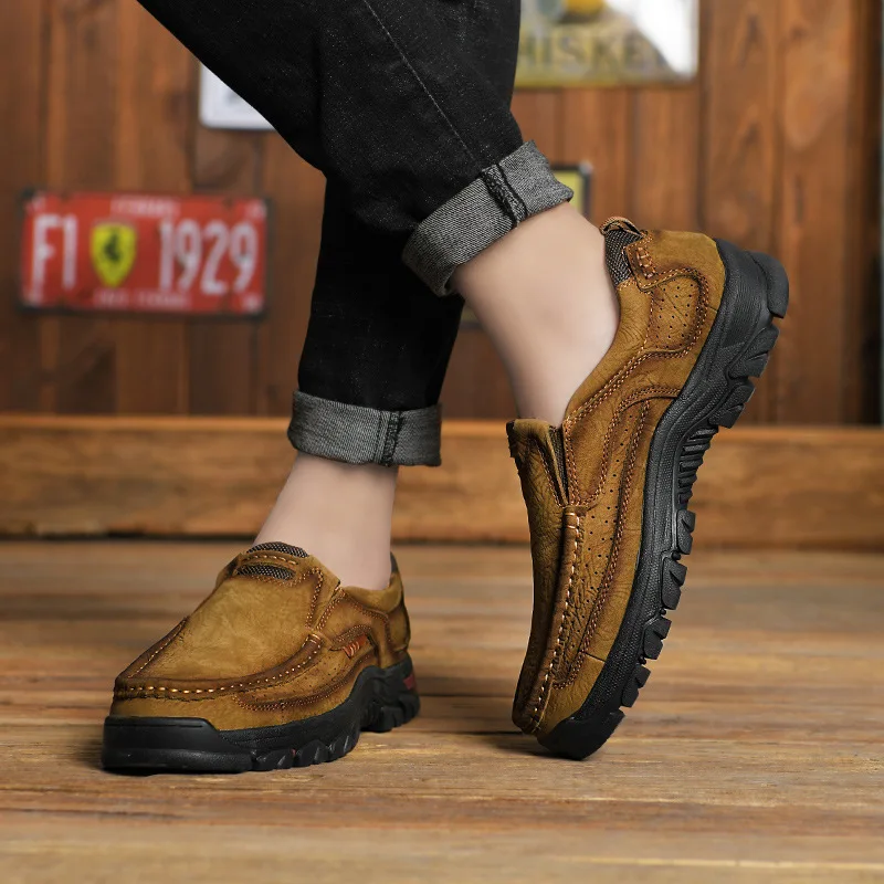 New Style Men Outdoor Large Size Dull Polish Cowhide Hiking Shoes Men Anti-slip Damping Wearable Low Top Hiking Shoes