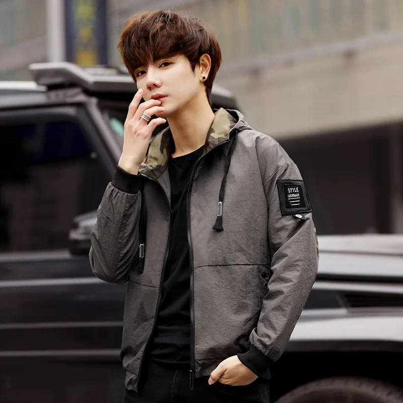 Great Value 2019 Hooded Jackets Men New Patchwork Color Block Pullover Jacket Fashion Tracksuit Coat Men Hip Hop Streetwear Jacket Men