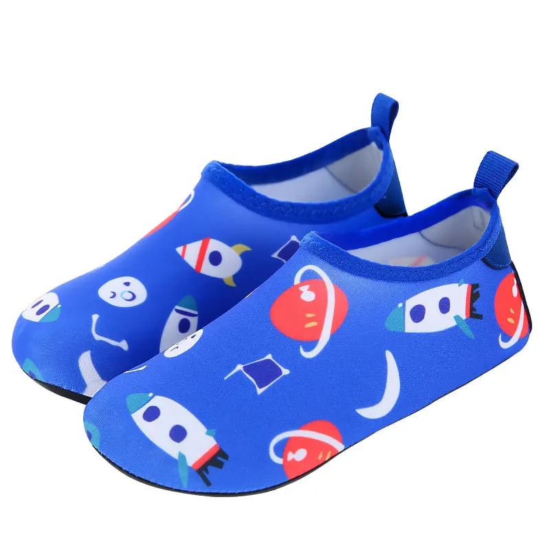 Детская быстросохнущая водонепроницаемая обувь для плавания; повседневная обувь; Легкие носки для пляжа и бассейна; детские тапочки с героями мультфильмов - Цвет: Color 30