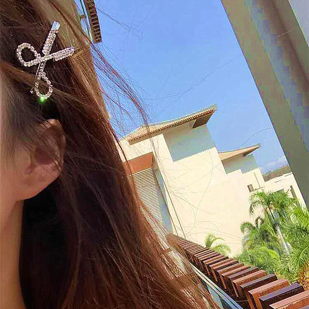 

Creative Scissors Shape Hair Clip Fashion Shinny Rhinestone Delicate Hair Pin For Women Styling Tool Barrette Hair Accessories