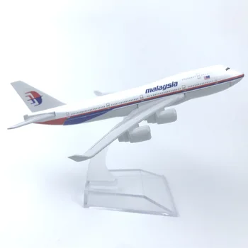 

Children's Toy Model Simulation Aircraft Model 16CM Malaysia 747 Alloy Aircraft Model Children's Birthday Gift