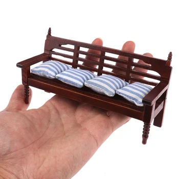 

1:12 Miniature Furniture Doll House Wooden Sofa with 4 Pillows For Dolls Children Role Play Toy Dollhouse Miniature Furniture