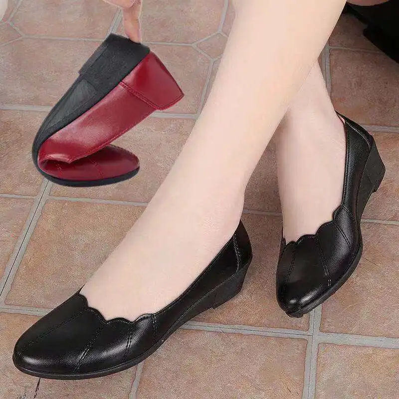 

Retro Women Leather Loafer Shoe Black Ladies Slip On Flats Fashion Black Mother Flats Shoe