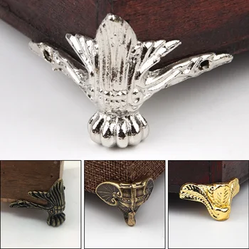 

4 Pcs Antique Fashion Corner Protector Box Wood Case Decorative Feet Leg Corner Bracket Furniture Hardware feet leg corner