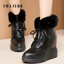 RIBETRINI/новые женские зимние ботинки; коллекция года; зимняя обувь на меху со шнуровкой на скрытой танкетке; женские ботильоны с высоким берцем на платформе с круглым носком