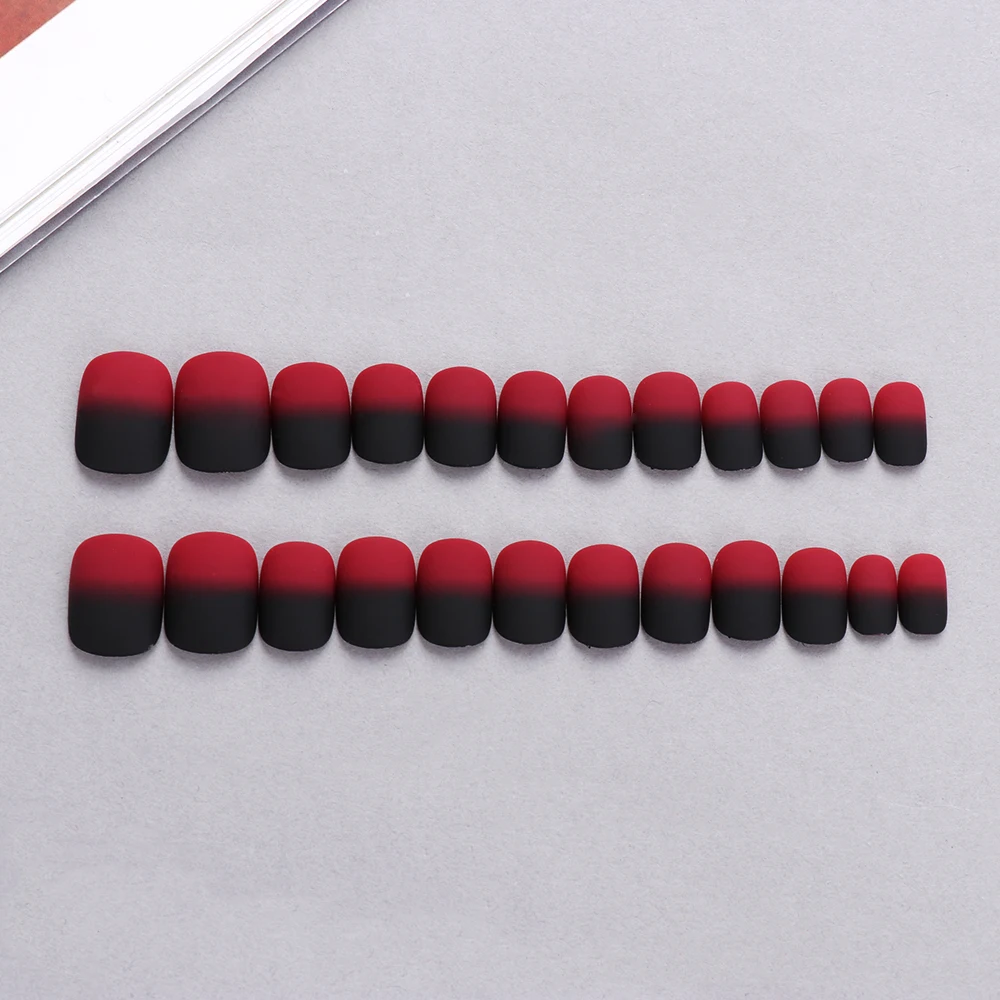 Накладные ногти винно красного цвета матовые накладные розовые черные