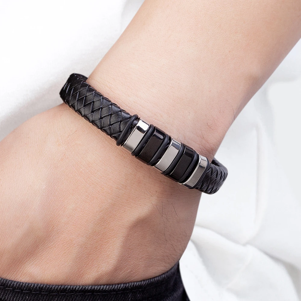 XQNI Combination Small Accessories Multicolor Stitching Stainless Steel Men's Leather Bracelet Luxury Jewelry Big Sale